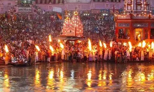 Kumbha Mela 2025 : కుంభమేళా అంటే ఏంటి ? అసలు, ఈ పండుగను ఎందుకు జరుపుకుంటారు?