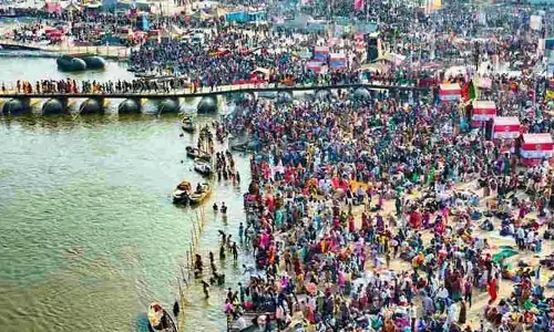 Maha Kumb Mela: మహిళలు స్నానం చేస్తుండగా వీడియో.. జర్నలిస్ట్ అరెస్ట్