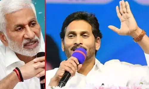 విజయసాయిరెడ్డి రాజీనామాపై YCP అధిష్టానం స్పందన