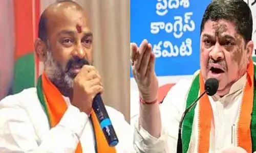 Minister Ponnam : కేంద్ర మంత్రి బండి సంజయ్ కి మంత్రి పొన్నం వార్నింగ్ !