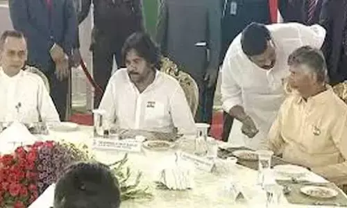 AP:రాజ్‌భవన్‌లో ‘ఎట్ హోం’ కార్యక్రమం.. హాజరైన సీఎం, డిప్యూటీ సీఎం