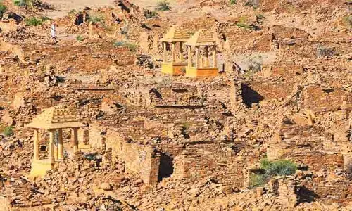 Dangerous Village: భారతదేశంలో అత్యంత భయంకరమైన ఊరు.. శాస్త్రవేత్తలకే సవాల్ గా మారిన విలేజ్
