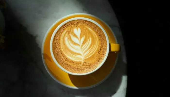 Coffee: కాఫీ ఇలా తాగితే మీ పని ఫసక్.. దయచేసి ఈ తప్పు చేయవద్దు! Coffee: కాఫీ ఇలా తాగితే మీ పని ఫసక్.. దయచేసి ఈ తప్పు చేయవద్దు!