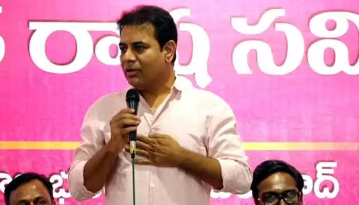 BRS: కాంగ్రెస్ ఈనో ప్రచారంపై కేటీఆర్ సంచలన వ్యాఖ్యలు BRS: కాంగ్రెస్ ఈనో ప్రచారంపై కేటీఆర్ సంచలన వ్యాఖ్యలు