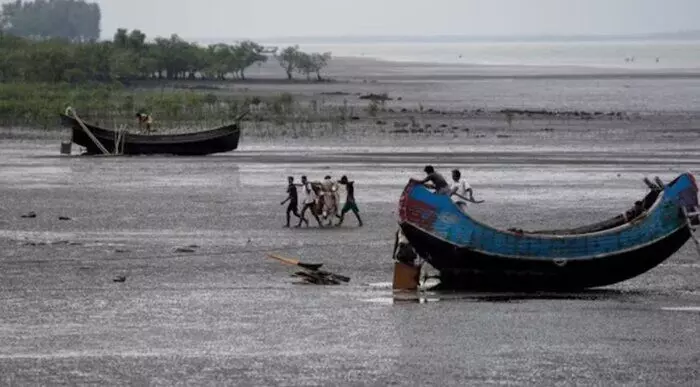Sri Lanka: ఢిల్లీలోని శ్రీలంక రాయబారికి సమన్లు Sri Lanka: ఢిల్లీలోని శ్రీలంక రాయబారికి సమన్లు