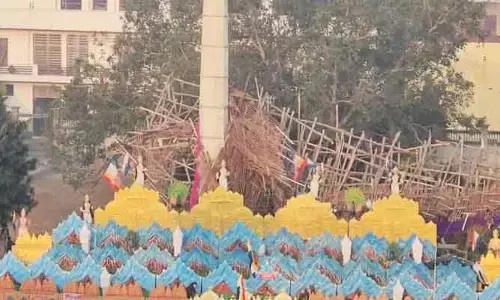 Tragedy: బాగ్పత్‌లో కుప్పకూలిన వేదిక.. ఏడుగురు దుర్మరణం, 60 మందికి గాయాలు