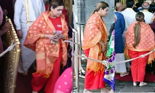 Tirumala : తిరుమలలో డ్రెస్ కోడ్ ఉల్లంఘన వివాదం !