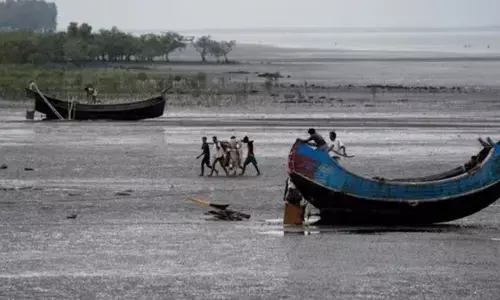 Sri Lanka: ఢిల్లీలోని శ్రీలంక రాయబారికి సమన్లు