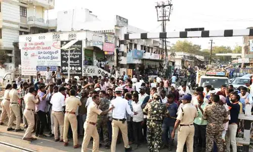 పల్లీలకు కనీస మద్దతు ధర ప్రకటించాలని రైతుల డిమాండ్
