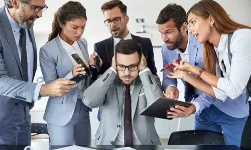 Trending : యంగ్ ఏజ్‌లోనే వెంటాడుతున్న ఆ సమస్య.. 90% మంది పరిస్థితి ఇదే!