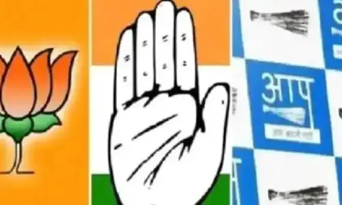 Delhi elections: ఢిల్లీ ప్రజలపై హామీల వర్షం.. కాంగ్రెస్, ఆప్, బీజేపీ మేనిఫెస్టోలివే!