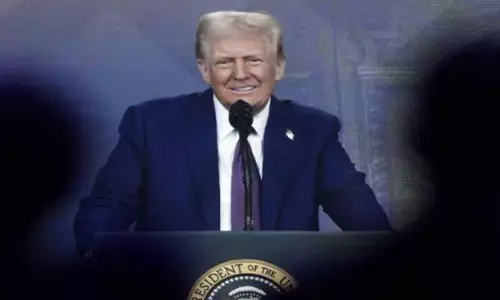 Donald Trump: 20 లక్షల మంది ప్రభుత్వ ఉద్యోగులను తొలగించేందుకు సిద్ధమైన ట్రంప్ ప్రభుత్వం