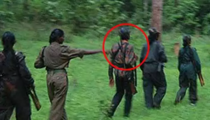 Breaking: ఏపీ, తెలంగాణ సరిహద్దులో అలజడి.. కీలక మావోయిస్టు సోడిపొజ్జ అరెస్ట్ Breaking: ఏపీ, తెలంగాణ సరిహద్దులో అలజడి.. కీలక మావోయిస్టు సోడిపొజ్జ అరెస్ట్