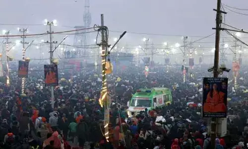 Prayagraj: కుంభమేళాలో భారీ అగ్నిప్రమాదం