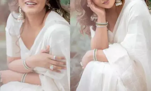 వైట్ శారీ, అతని పాటలు అంటే నాకు చాలా ఇష్టం.. రవితేజ బ్యూటీ ఇంట్రెస్టింగ్ పోస్ట్
