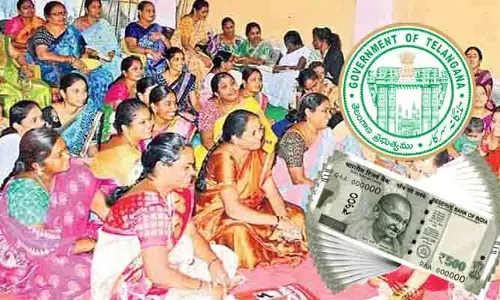 Abhaya Hastham: మహిళామణులకు తీపి కబురు.. ‘అభయ హస్తం’ డబ్బులు రిటర్న్!