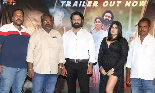 ఈ సినిమాలో యాక్షన్ సీన్స్ కూడా సహజంగా ఉంటాయి.. హైప్ పెంచుతున్న ఈశ్వర్ కామెంట్స్