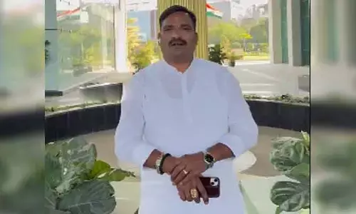 పింక్ మీడియాకి పిచ్చి ముదిరింది.. రహస్య భేటీ వార్తలపై స్పందించిన ప్రభుత్వ విప్