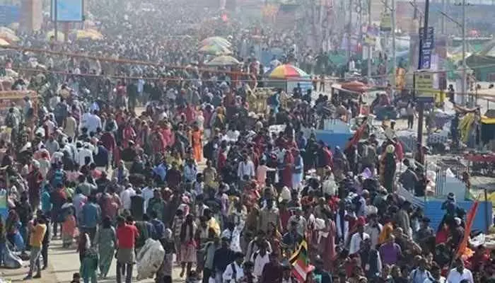 Maha kumbh: వసంత పంచమి వేళ కుంభమేళాకు పోటెత్తనున్న భక్తులు.. యూపీ ప్రభుత్వం అలర్ట్ Maha kumbh: వసంత పంచమి వేళ కుంభమేళాకు పోటెత్తనున్న భక్తులు.. యూపీ ప్రభుత్వం అలర్ట్