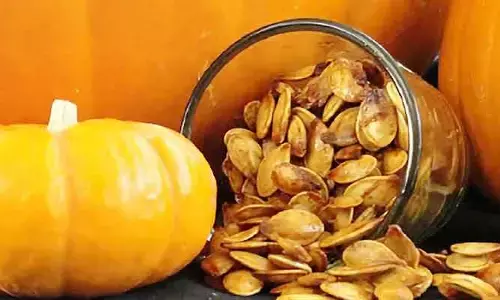 pumpkin seeds: ఆడవాళ్లలో ఈ ప్రాబ్లమ్స్.. గుమ్మడి గింజలతో పరిష్కారం..?