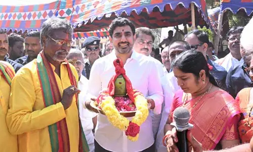 Nara Lokesh : విగ్రహ ప్రతిష్టా మహోత్సవంలో మంత్రి లోకేశ్​