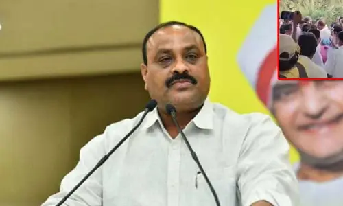 Breaking: మంత్రి అచ్చెన్నాయుడు సభలో ఉద్రిక్తత