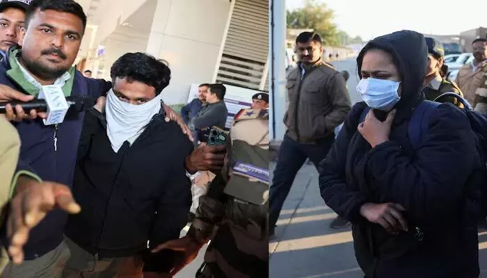 Immigrants: పర్వతాలు, కొండలు దాటి ప్రయాణం.. యూఎస్ నుంచి వచ్చిన భారతీయుల బాధలు వర్ణణాతీతం! Immigrants: పర్వతాలు, కొండలు దాటి ప్రయాణం.. యూఎస్ నుంచి వచ్చిన భారతీయుల బాధలు వర్ణణాతీతం!