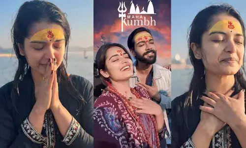 మహా కుంభమేళాలో బిగ్ బాస్ బ్యూటీ.. చీ చీ అక్కడ కూడా ఆ పని చేయడం ఆపరా అంటూ నెట్టింట చీవాట్ల జల్లు(పోస్ట్)