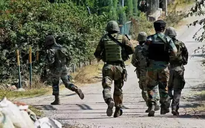 Indian Army: సరిహద్దుల్లో చొరబాటు యత్నించిన ఏడుగురు హతం Indian Army: సరిహద్దుల్లో చొరబాటు యత్నించిన ఏడుగురు హతం