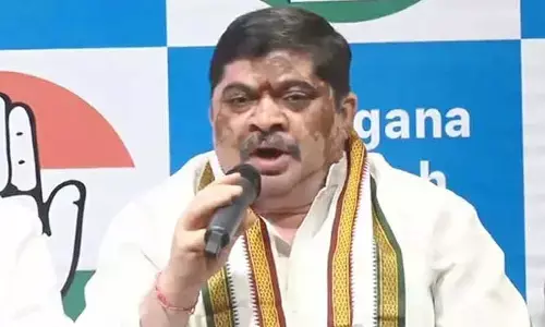 Ponnam Prabhakar: కులగణనతో బీజేపీకి ఏం సంబంధం?: పొన్నం