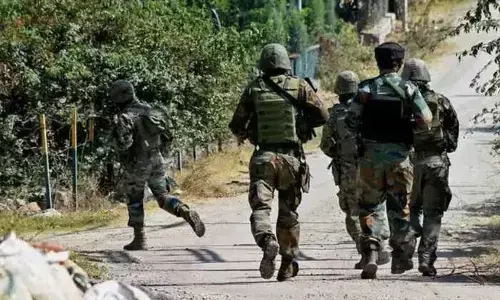 Indian Army: సరిహద్దుల్లో చొరబాటు యత్నించిన ఏడుగురు హతం