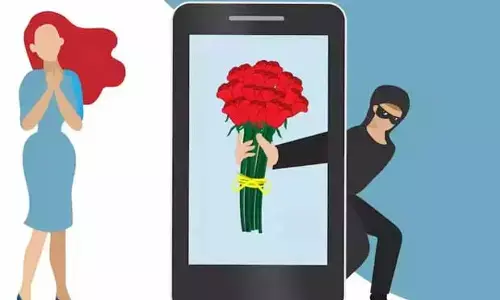 Social Media : స్నేహం ముసుగులో.. సోషల్ మీడియాలో బూచాళ్లున్నారు జాగ్రత!!
