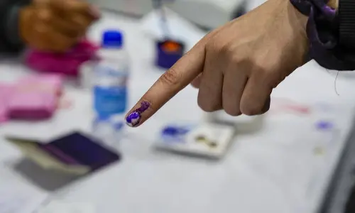 గెలుపెవరిది? రేపు ఢిల్లీ అసెంబ్లీ ఫలితాలు