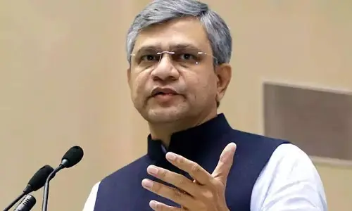 విశాఖకు కొత్త రైల్వే జోన్.. నూతన పన్ను చట్టం