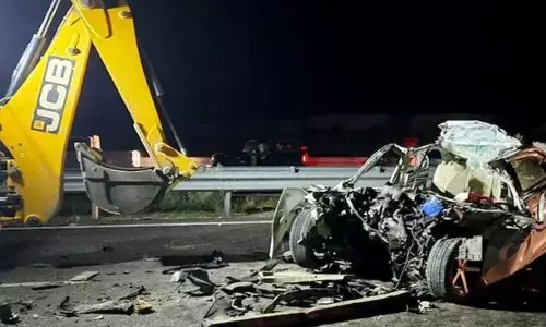 Road Accidents: దేశంలో ప్రతి రోజు రోడ్డు ప్రమాదాల్లో 462 మంది దుర్మరణం..