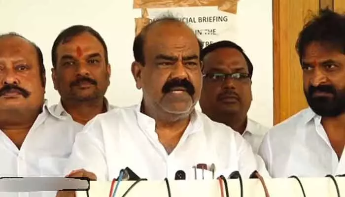 caste census: కులగణనను సరిచేయండి.. సీఎస్ కు బీఆర్ఎస్ విజ్ఞప్తి caste census: కులగణనను సరిచేయండి.. సీఎస్ కు బీఆర్ఎస్ విజ్ఞప్తి