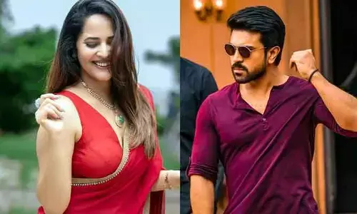 Super Buzz.. రాంచరణ్‌తో జతకట్టిన అనసూయ.. బ్లాక్ బస్టర్ హిట్ లోడెడ్ అంటున్న ఫ్యాన్స్