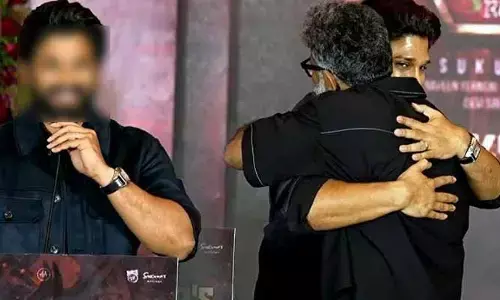 Allu Arjun: పుష్ప తర్వాత పూర్తిగా గెటప్ మార్చిన ఐకాన్ స్టార్.. ఆకట్టుకుంటున్న న్యూ లుక్