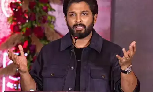 Allu Arjun : పుష్ప 2  సినిమా సక్సెస్ క్రెడిట్ మొత్తం ఆయనదే అంటూ షాకింగ్ కామెంట్స్ చేసిన అల్లు అర్జున్