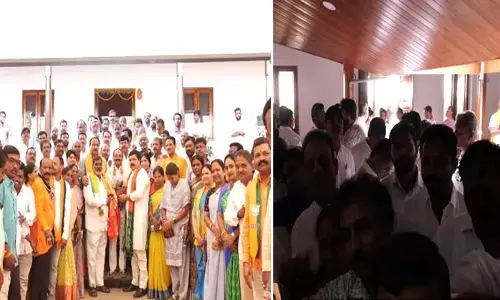 Eatala: జనసంద్రమైన ఈటల నివాసం.. బారులు తీరిన జనం.. ఎందుకొచ్చారు?