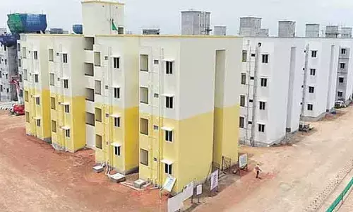 పేదలకు శుభవార్త.. త్వరలో 2 లక్షల 30 వేళ ఇళ్లు..!