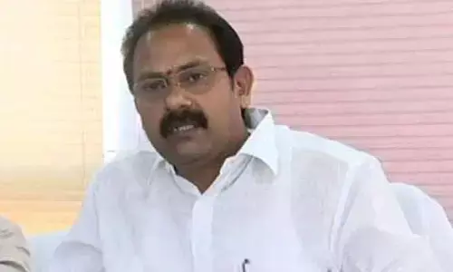 టీడీపీలోకి ఆళ్ల నాని.. చంద్రబాబు సమక్షంలో రేపు చేరిక