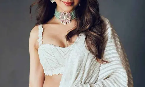 ప్లీజ్.. ఇలాంటి రూమర్స్ స్ప్రెడ్ చేయకండి.. రామ్ చరణ్ బ్యూటీ ఎమోషనల్ కామెంట్స్