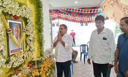 Kazuluru:ఆయన సేవలు చిరస్మరనీయం: వైసీపీ ఎమ్మెల్సీ