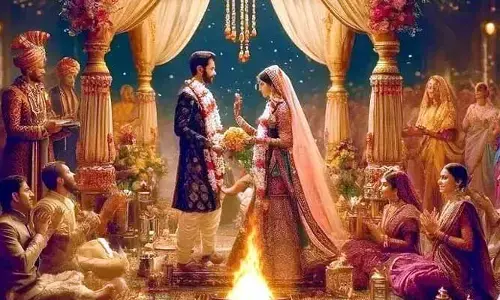 పెళ్లి ఆడంబరాలు.. అప్పుల్లోకి మిడిల్ క్లాస్ ఫ్యామిలీస్.