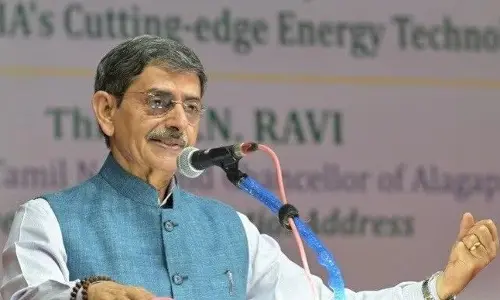 బిల్లులు నిలిపివేయడమే గవర్నర్‌కు ఉన్న అధికారమా?