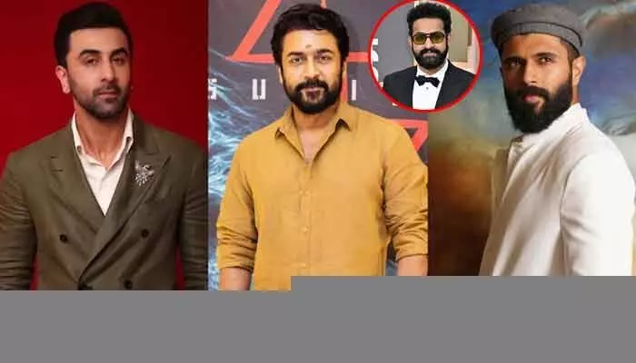 ‘VD-12’ సినిమాలో ఆ ముగ్గురు స్టార్స్.. థియేటర్స్ దద్దరిల్లడం ఖాయం అంటూ నెటిజన్ల కామెంట్స్ (ట్వీట్) ‘VD-12’ సినిమాలో ఆ ముగ్గురు స్టార్స్.. థియేటర్స్ దద్దరిల్లడం ఖాయం అంటూ నెటిజన్ల కామెంట్స్ (ట్వీట్)