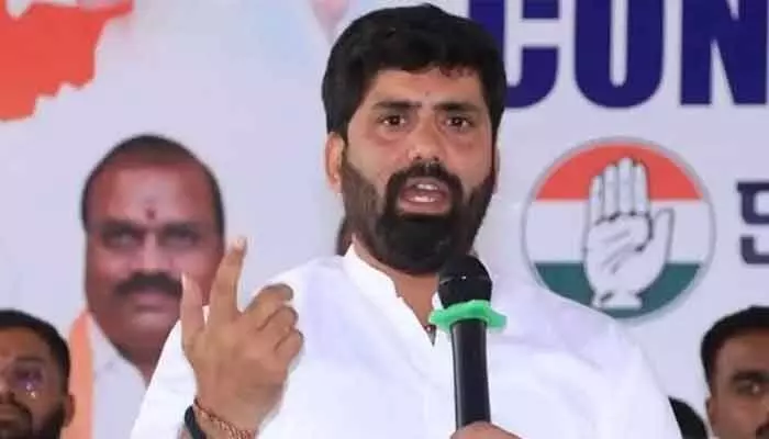 సుప్రీం తీర్పు.. బైపోల్ కు కాంగ్రెస్ సిద్ధమన్న ఎంపీ అనిల్ కుమార్ సుప్రీం తీర్పు.. బైపోల్ కు కాంగ్రెస్ సిద్ధమన్న ఎంపీ అనిల్ కుమార్