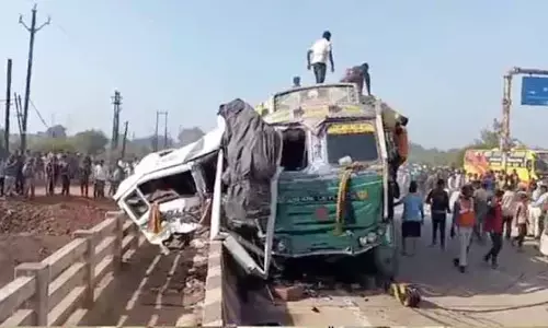 Road Accident: మధ్యప్రదేశ్ ఘోర రోడ్డు ప్రమాదం.. నగరానికి చెందిన ఏడుగురు దుర్మరణం