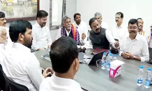 CM Revanth Reddy : సీఎం రేవంత్ రెడ్డిని కలిసిన మంద కృష్ణ మాదిగ